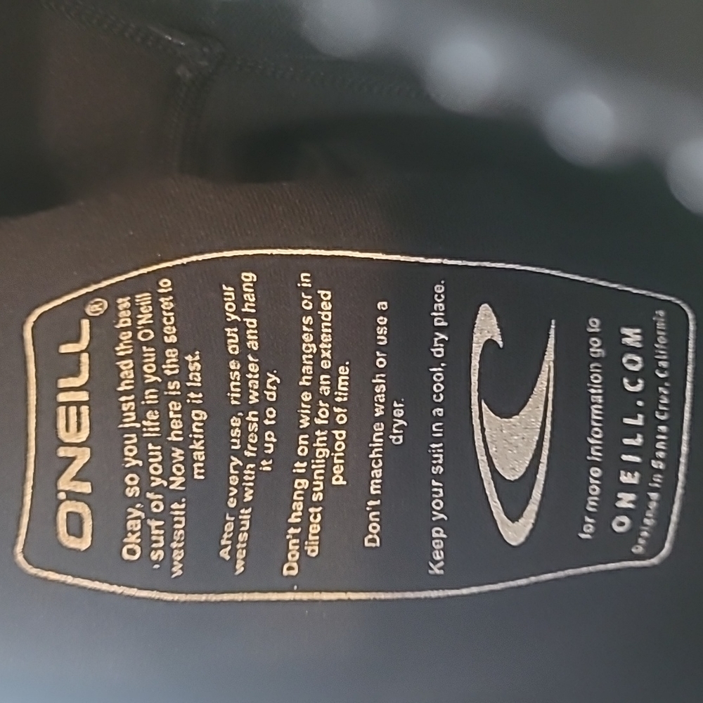 O'Neill Black Wetsuit - Picture 6 of 11